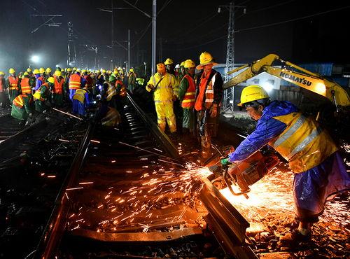 夜战北京在线观看,在线观看揭秘紧张刺激的都市对决  第3张 夜战北京在线观看,在线观看揭秘紧张刺激的都市对决  第3张
